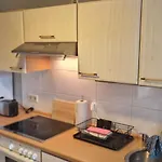 Schwerin-zippendorf Mit Sauna Und Strandnaehe, 4 Km Bis Zur Apartment