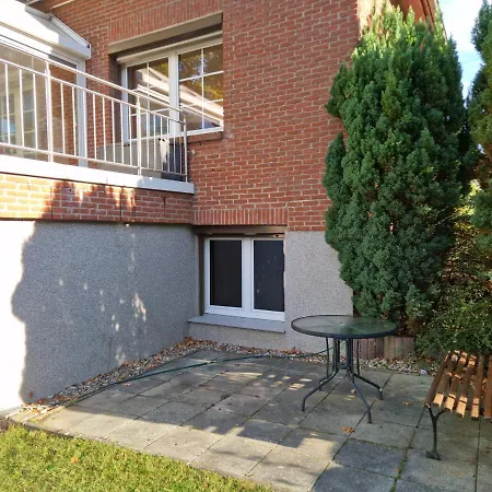 Schwerin-zippendorf Mit Sauna Und Strandnähe, 4 Km Bis Zur * Ostorfer Hals