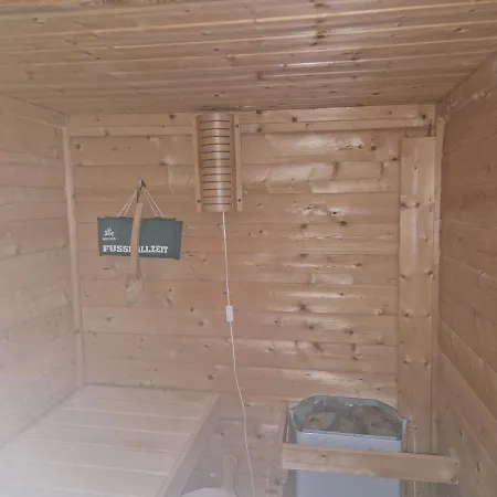 Appartement Schwerin-zippendorf Mit Sauna Und Strandnaehe, 4 Km Bis Zur Ostorfer Hals