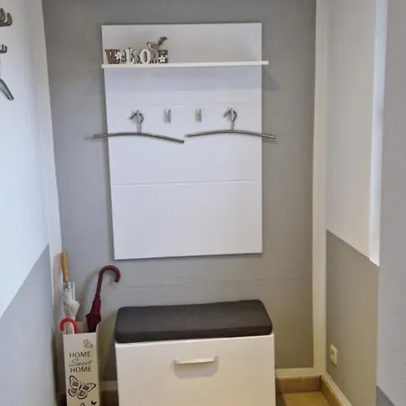 Schwerin-zippendorf Mit Sauna Und Strandnähe, 4 Km Bis Zur * Ostorfer Hals